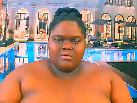 Snapshot of EbonyHotBuns chatting on December 16, 2025, 9:08 pm EbonyHotBuns online show from December 16, 2025, 9:08 pm