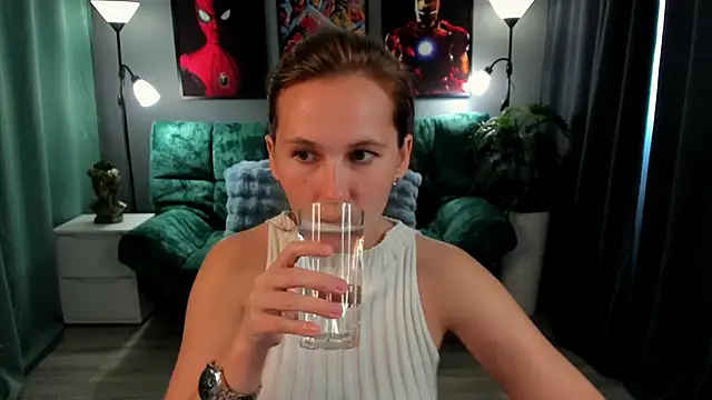 MichelleOrtis online show from April 7, 2026, 8:27 am