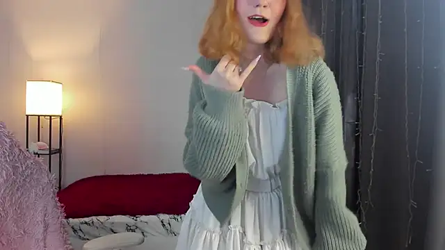 ReddHotPipper online show from October 2, 2025, 3:21 am