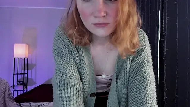 ReddHotPipper online show from October 27, 2025, 3:18 am