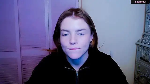 Snapshot of MissOliviaa_ chatting on January 24, 2025, 5:42 pm MissOliviaa  online show from January 24, 2025, 5:42 pm