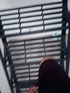 Snapshot of nick05inch chatting on October 11, 2025, 12:39 pm nick05inch online show from October 11, 2025, 12:39 pm