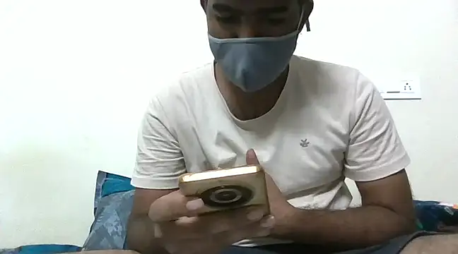 Snapshot of nick05inch chatting on January 18, 2025, 1:08 pm nick05inch online show from January 18, 2025, 1:08 pm