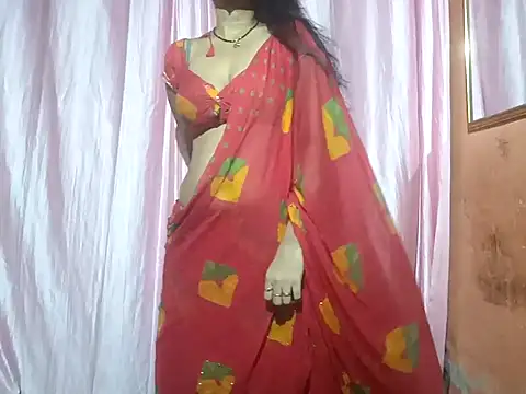 Snapshot of poojaxxx65 chatting on March 19, 2025, 5:17 pm poojaxxx65 online show from March 19, 2025, 5:17 pm