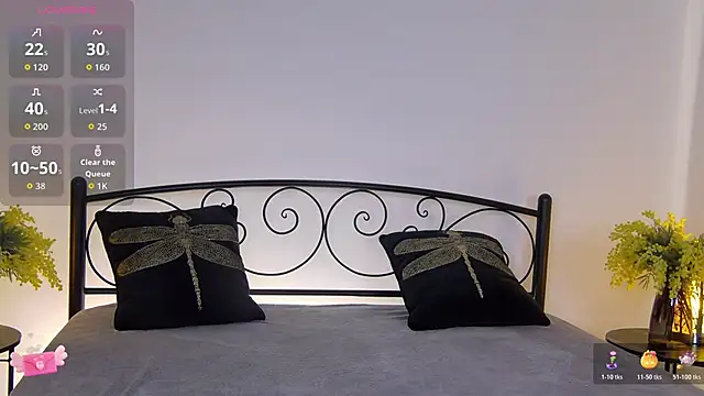 Snapshot of KarnetJ chatting on November 24, 2025, 9:26 pm KarnetJ online show from November 24, 2025, 9:26 pm