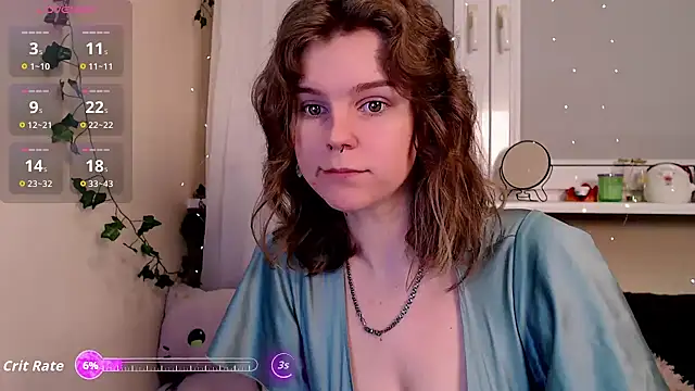 Snapshot of Moona_xx chatting on December 5, 2025, 8:39 pm Moona xx online show from December 5, 2025, 8:39 pm