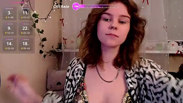 Snapshot of Moona_xx chatting on December 18, 2025, 7:29 pm Moona xx online show from December 18, 2025, 7:29 pm