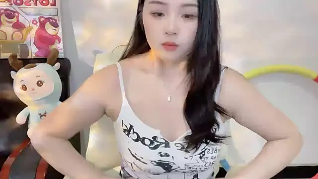 Snapshot of SU__SU chatting on March 2, 2025, 12:58 pm SU SU online show from March 2, 2025, 12:58 pm
