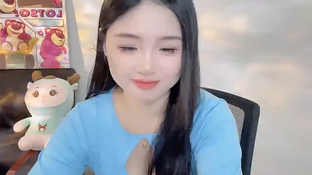 Snapshot of SU__SU chatting on February 26, 2025, 12:38 pm SU SU online show from February 26, 2025, 12:38 pm