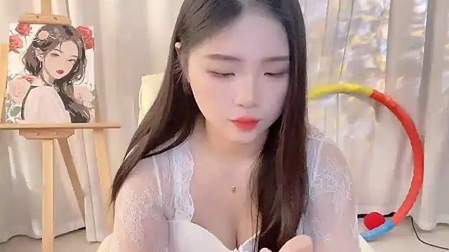 Snapshot of SU__SU chatting on March 18, 2025, 7:44 am SU SU online show from March 18, 2025, 7:44 am