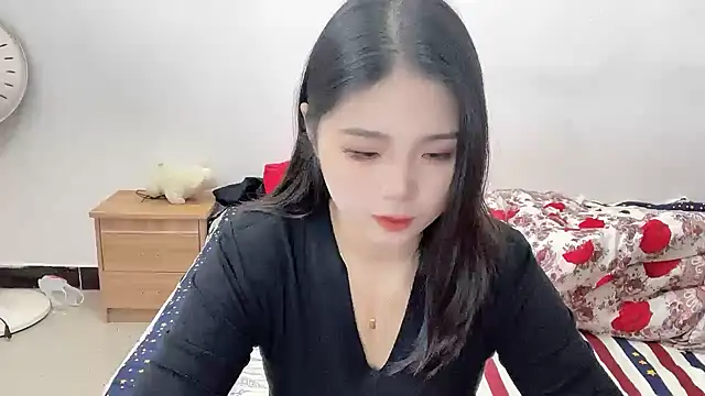 Snapshot of SU__SU chatting on October 8, 2025, 5:20 am SU SU online show from October 8, 2025, 5:20 am