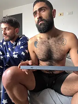 Snapshot of Drogamma chatting on November 15, 2025, 2:32 pm Drogamma online show from November 15, 2025, 2:32 pm