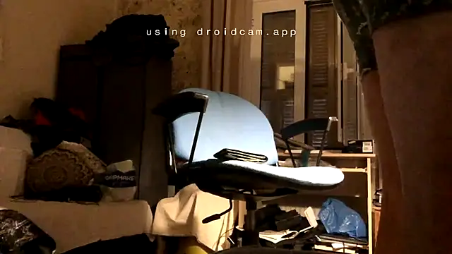 Snapshot of otikatseikaip3r chatting on October 19, 2025, 5:21 am otikatseikaip3r online show from October 19, 2025, 5:21 am