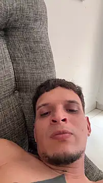 ArturoDelgado1 online show from April 19, 2026, 4:19 pm