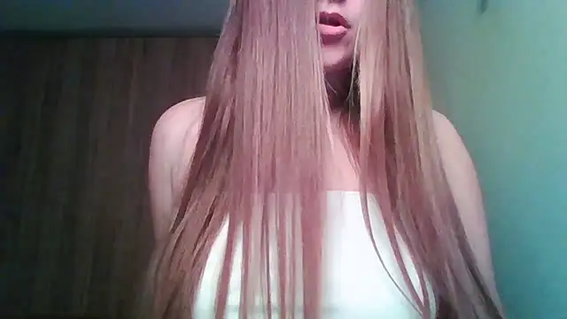 Evasapples online show from March 1, 2026, 6:52 pm