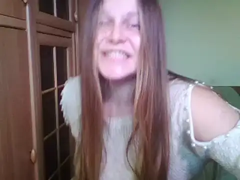 Snapshot of Evasapples chatting on February 13, 2025, 12:54 pm Evasapples online show from February 13, 2025, 12:54 pm