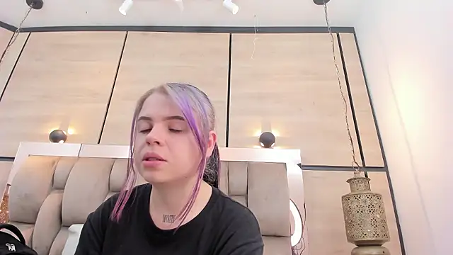 dorothy vegga online show from March 3, 2026, 3:24 am