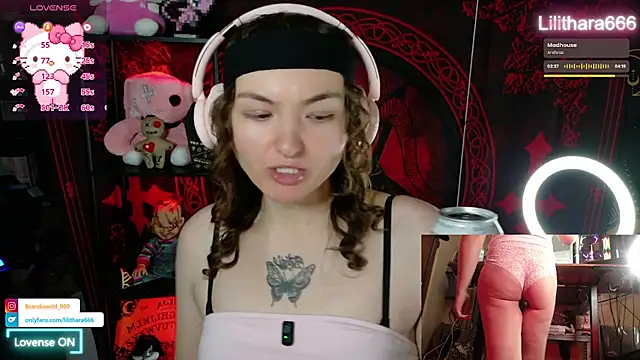 BrandiWRLD 999 online show from December 14, 2025, 8:25 pm