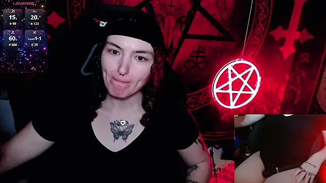 Snapshot of BrandiWRLD_999 chatting on October 18, 2025, 6:10 pm BrandiWRLD 999 online show from October 18, 2025, 6:10 pm