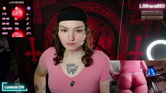 Snapshot of BrandiWRLD_999 chatting on November 20, 2025, 7:25 pm BrandiWRLD 999 online show from November 20, 2025, 7:25 pm