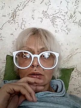 Snapshot of Gardener_of_Illusions chatting on October 30, 2025, 10:02 am Gardener of Illusions online show from October 30, 2025, 10:02 am