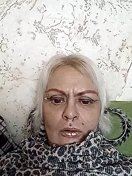 Snapshot of Gardener_of_Illusions chatting on November 8, 2025, 2:48 am Gardener of Illusions online show from November 8, 2025, 2:48 am