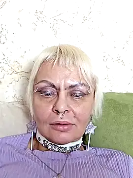 Snapshot of Gardener_of_Illusions chatting on March 5, 2025, 7:38 pm Gardener of Illusions online show from March 5, 2025, 7:38 pm