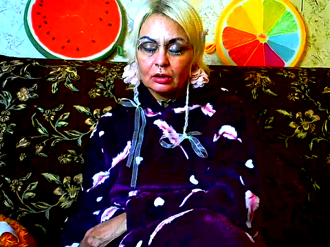 Snapshot of Gardener_of_Illusions chatting on October 19, 2025, 9:12 am Gardener of Illusions online show from October 19, 2025, 9:12 am