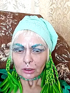 Snapshot of Gardener_of_Illusions chatting on March 17, 2025, 12:57 pm Gardener of Illusions online show from March 17, 2025, 12:57 pm