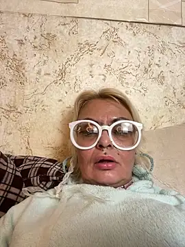 Snapshot of Gardener_of_Illusions chatting on November 27, 2025, 11:32 am Gardener of Illusions online show from November 27, 2025, 11:32 am