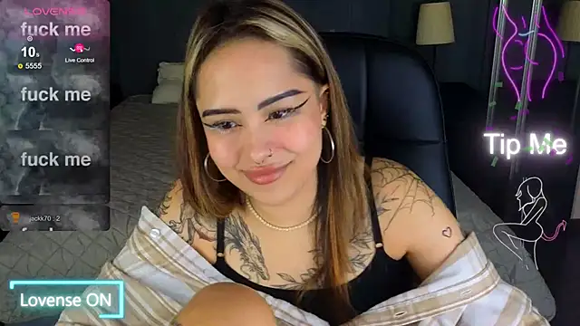 baby  kim online show from November 20, 2025, 8:09 pm