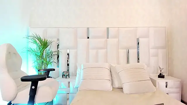 Snapshot of im_nika_ chatting on September 14, 2025, 3:34 pm im nika online show from September 14, 2025, 3:34 pm