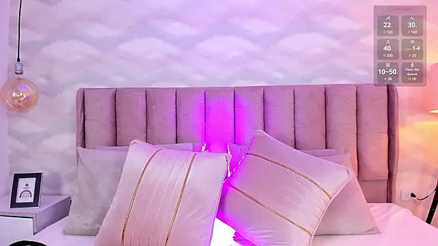 Snapshot of im_nika_ chatting on March 4, 2025, 12:33 pm im nika online show from March 4, 2025, 12:33 pm