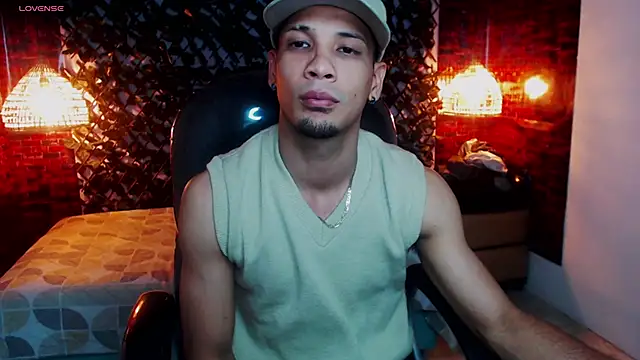 Snapshot of SonicJ25 chatting on March 12, 2025, 3:13 am SonicJ25 online show from March 12, 2025, 3:13 am
