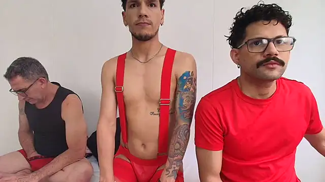 Snapshot of Benjamin_show chatting on February 14, 2026, 7:58 pm Benjamin show online show from February 14, 2026, 7:58 pm