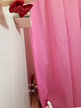 kittymorenita26 online show from January 25, 2025, 2:47 pm