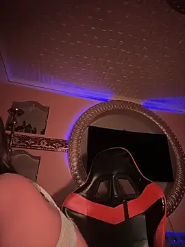 shanelle0 online show from January 9, 2026, 9:16 am