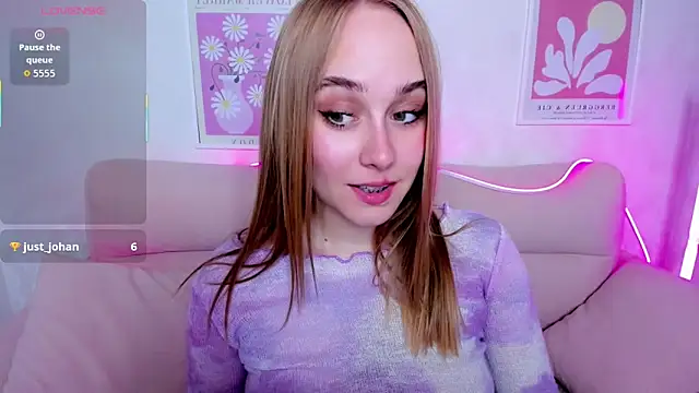 LianaBright online show from May 21, 2026, 1:47 am