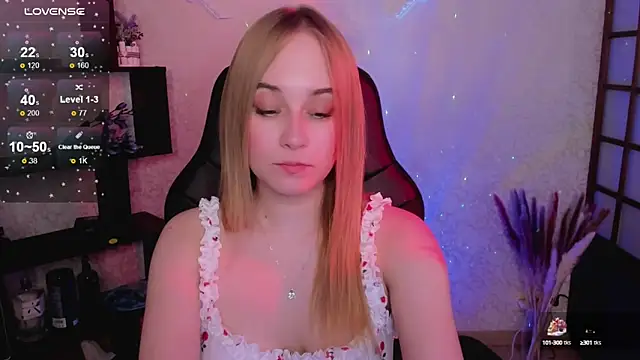 LianaBright online show from March 8, 2025, 2:01 am