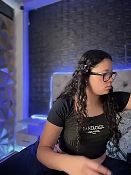 Paloma  LS online show from March 17, 2025, 7:26 pm