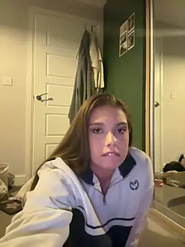 Snapshot of Krystal_Tx chatting on January 20, 2025, 6:43 pm Krystal Tx online show from January 20, 2025, 6:43 pm