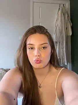 Snapshot of Krystal_Tx chatting on March 17, 2025, 2:23 pm Krystal Tx online show from March 17, 2025, 2:23 pm