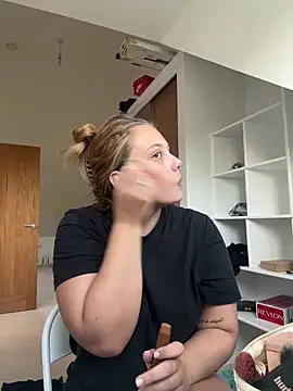 Snapshot of Krystal_Tx chatting on September 25, 2025, 7:36 am Krystal Tx online show from September 25, 2025, 7:36 am