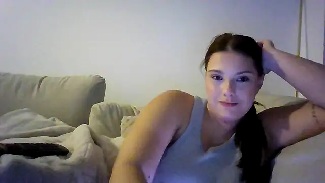 Krystal Tx online show from November 11, 2025, 5:52 pm