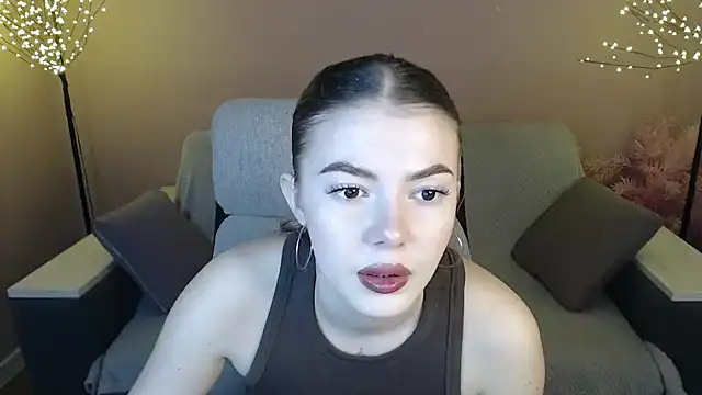 Snapshot of Ritaneer chatting on March 22, 2025, 9:02 am Ritaneer online show from March 22, 2025, 9:02 am