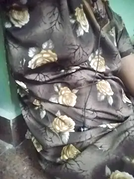 Snapshot of aadhini01 chatting on September 30, 2025, 4:57 pm aadhini01 online show from September 30, 2025, 4:57 pm