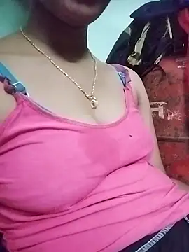 Snapshot of aadhini01 chatting on February 22, 2025, 5:02 pm aadhini01 online show from February 22, 2025, 5:02 pm