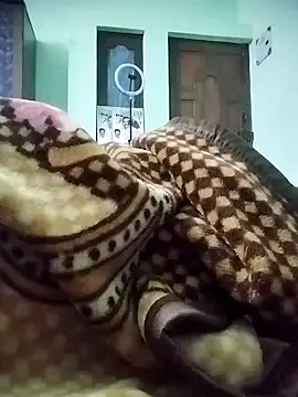 Snapshot of aadhini01 chatting on February 9, 2025, 8:34 pm aadhini01 online show from February 9, 2025, 8:34 pm