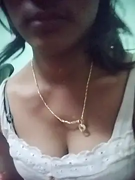 Snapshot of aadhini01 chatting on March 3, 2025, 10:17 am aadhini01 online show from March 3, 2025, 10:17 am