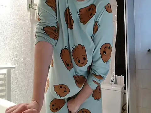 Snapshot of Lauzo21 chatting on January 18, 2026, 1:03 pm Lauzo21 online show from January 18, 2026, 1:03 pm